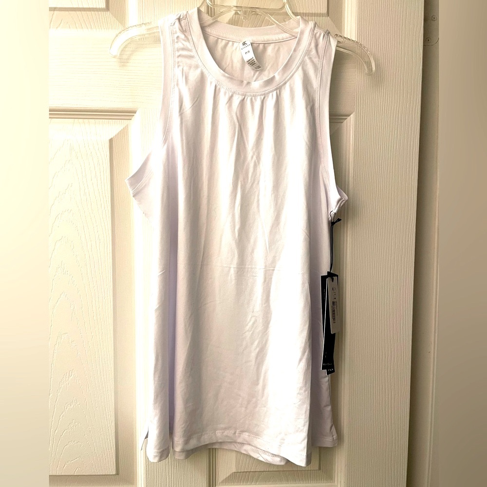 S:  Kyodan Performance Activewear White Sleeveless Tank Top NWT-New!